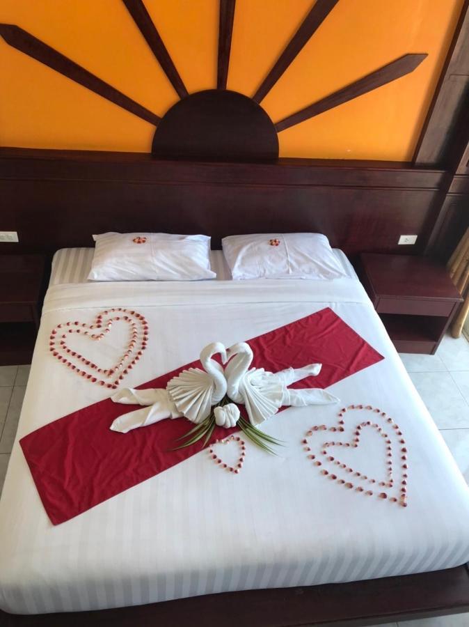 Art Mansion Patong Phuket Thailand Hotell Exteriör bild