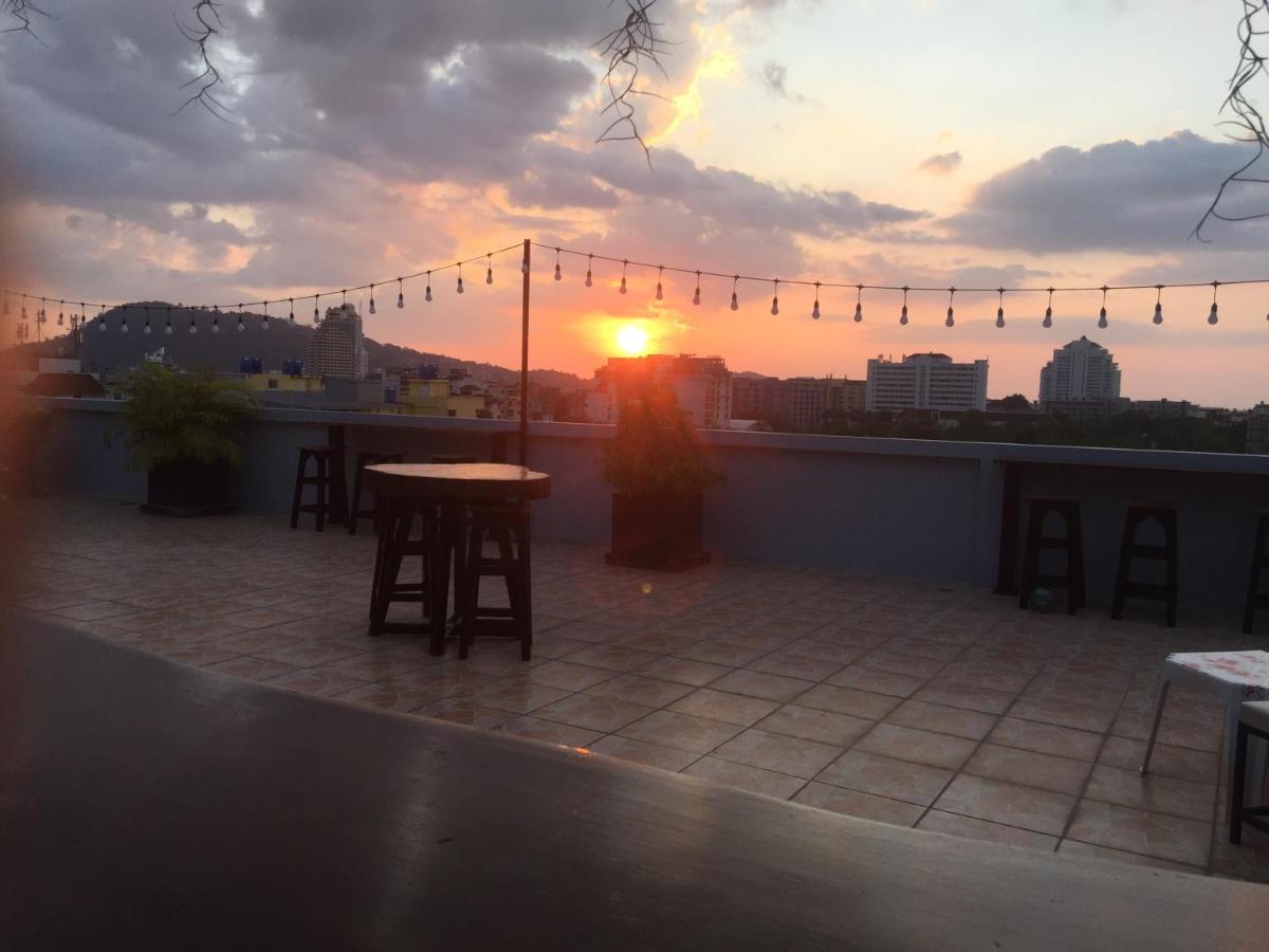 Art Mansion Patong Phuket Thailand Hotell Exteriör bild