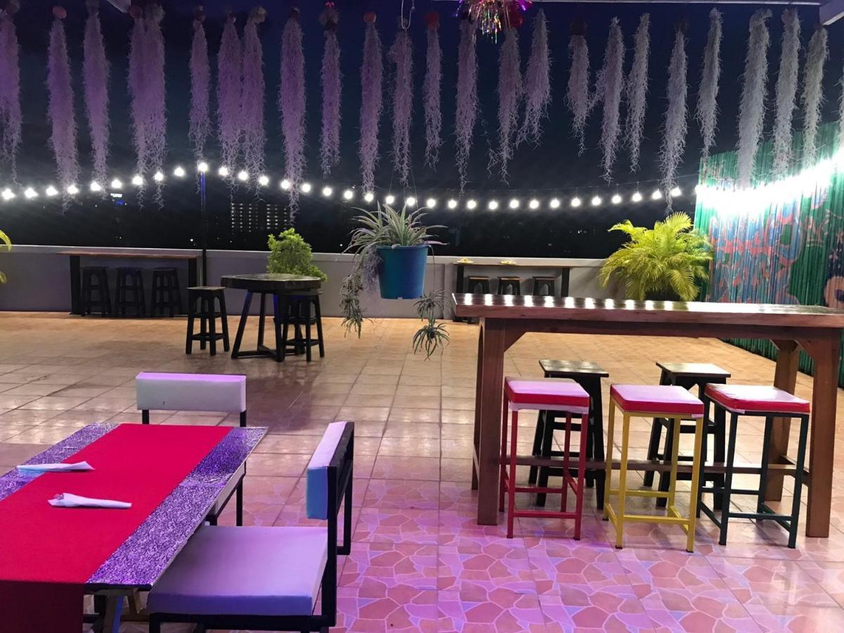 Art Mansion Patong Phuket Thailand Hotell Exteriör bild