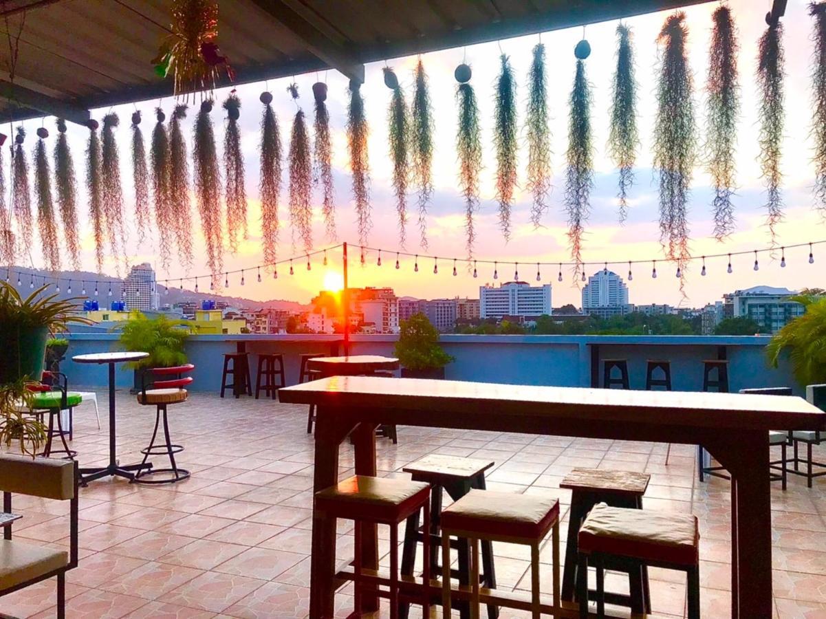 Art Mansion Patong Phuket Thailand Hotell Exteriör bild